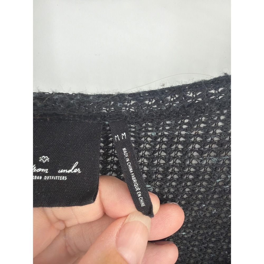 Out From Under Urban Outfitters Charcoal Grey Open Knit V-Neck Cropped Sweater M - Picture 4 of 5